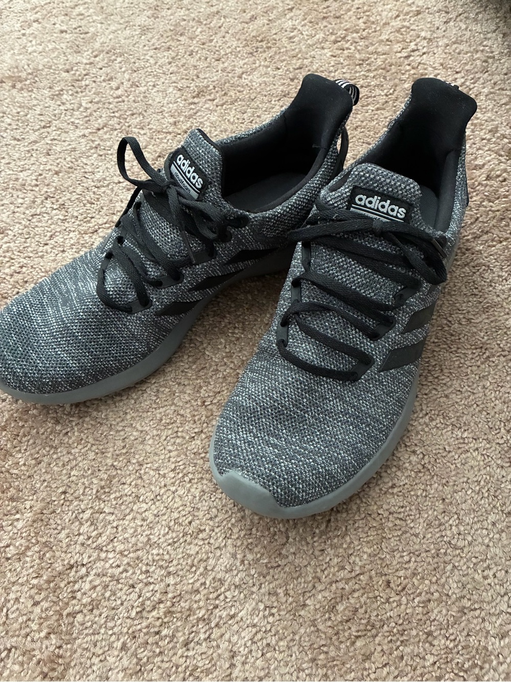 adidas Men’s Gray Knit Sneakers with Black Accents